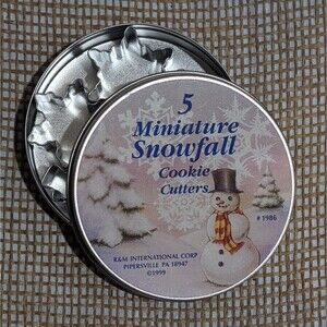Mini Cookie Cutter Set - Snowflakes, Snowman, Tree